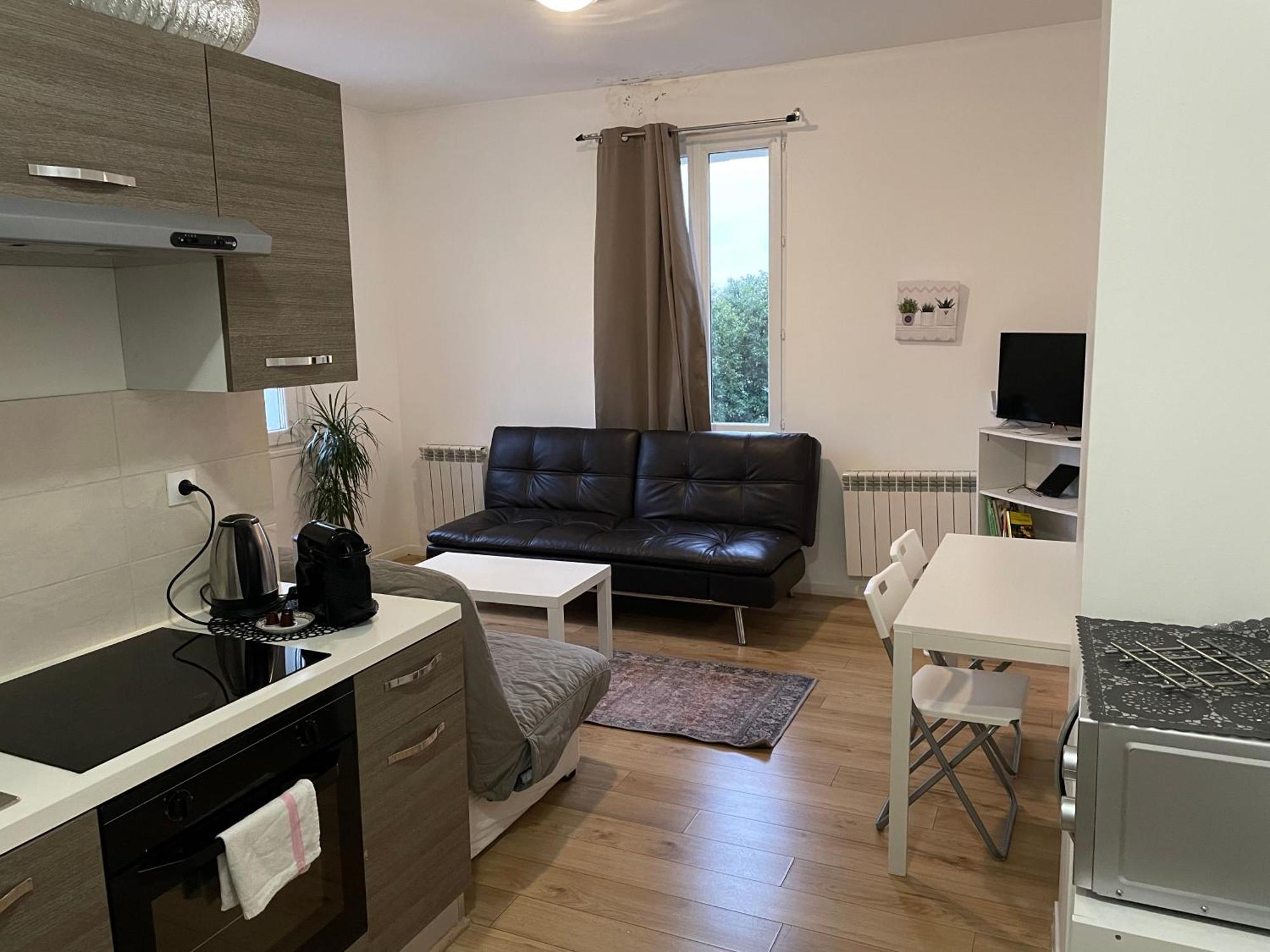 Superbe Appartement A 5 Minutes De Disney Шеси Екстериор снимка